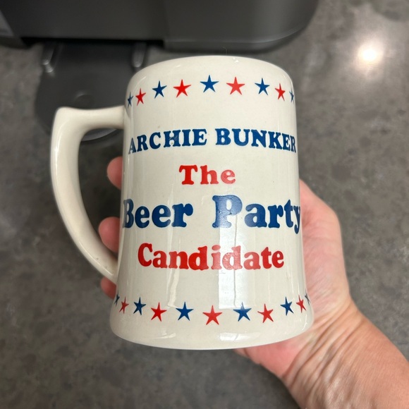 Vintage Archie Bunker beer mug/coffee mug. 1972 - Picture 3 of 6